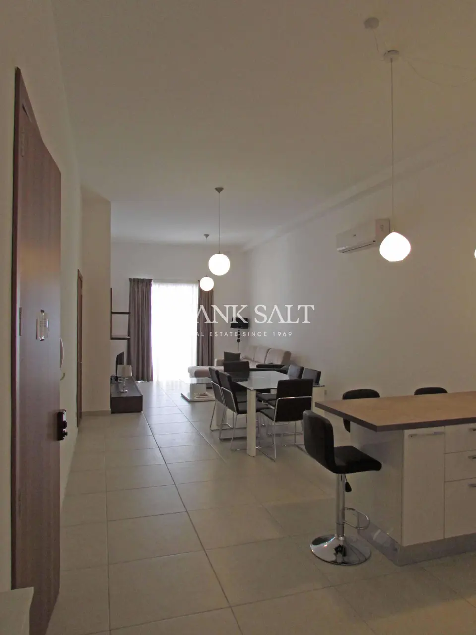 Gzira, Furnished Apartment