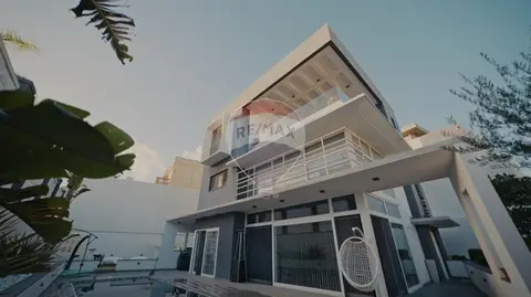 6 Bedroom Villa For Sale in Madliena