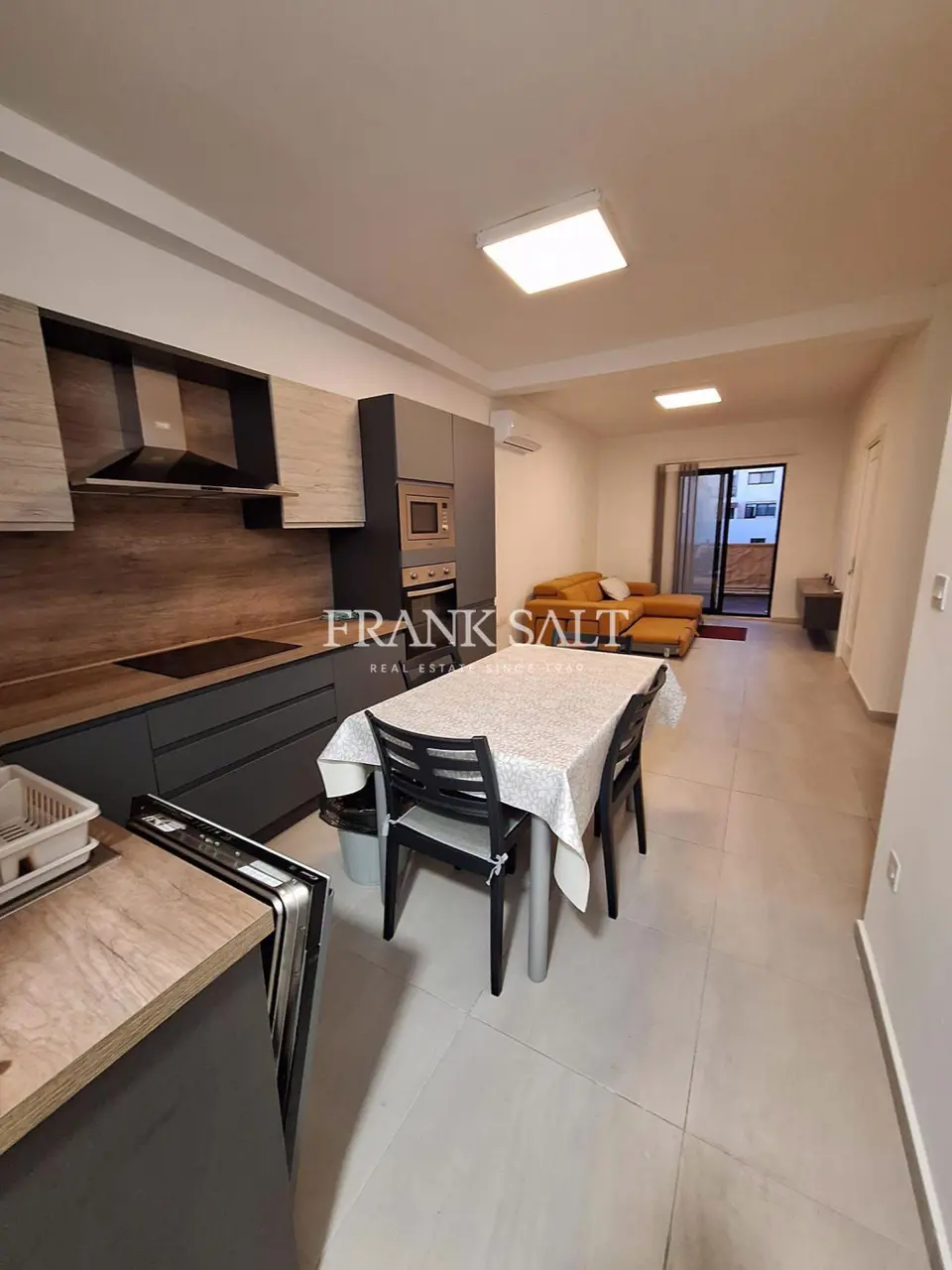 Msida, Furnished Apartment