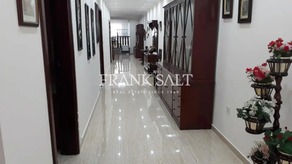 Gudja, Furnished Maisonette