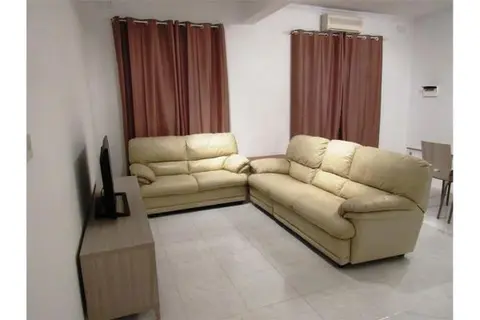 2 bedroom Apartment to rent in Iklin