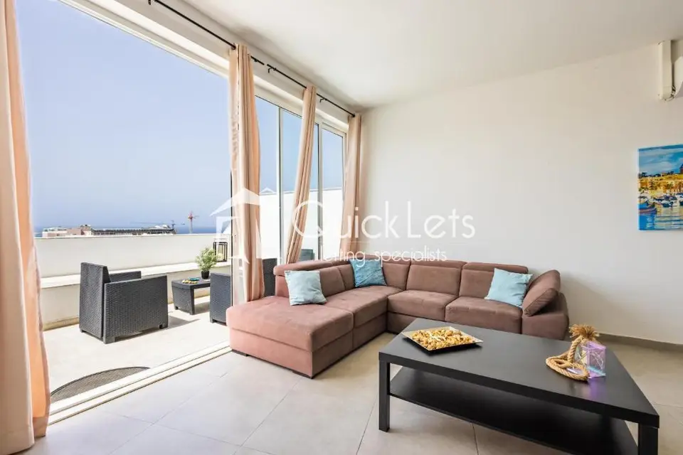 3 bedroom Penthouse to rent in Qawra