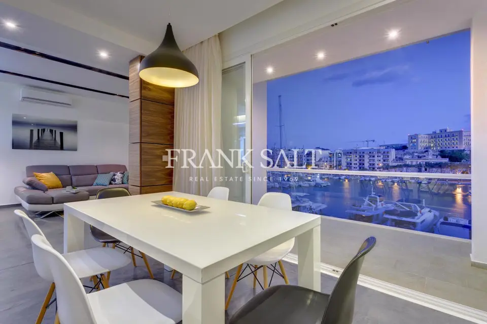 Ta' Xbiex, Apartment