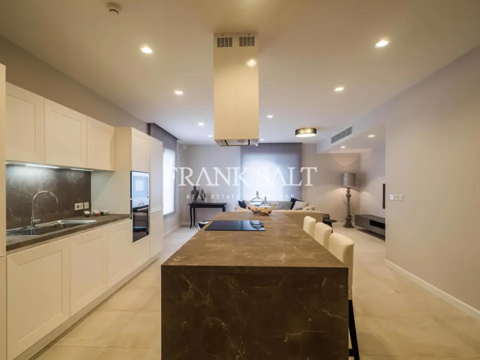 St Julians, Maisonette