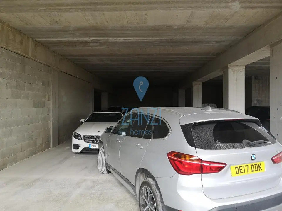 Garages / Garage Space for sale in Naxxar