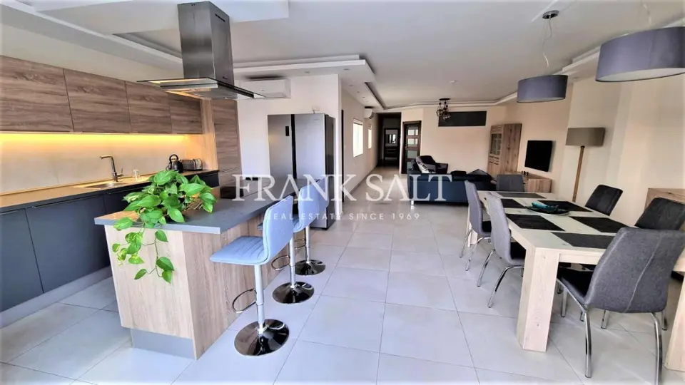 St Julians, Apartment