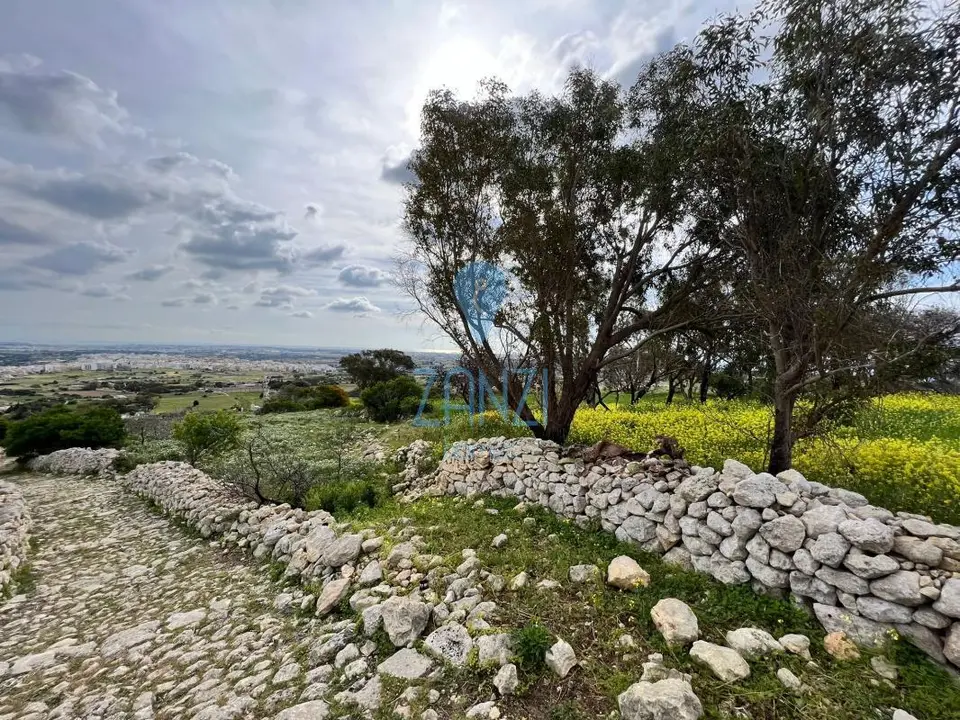 Land for sale in Siggiewi