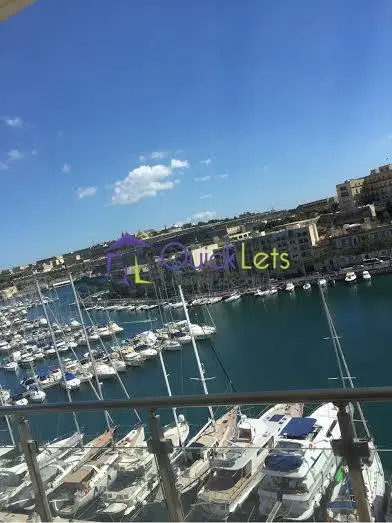 3 bedroom Penthouse to rent in Ta' Xbiex