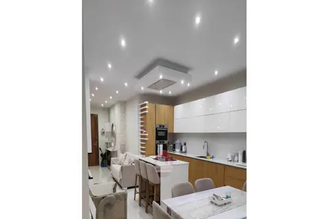 3 Bedroom Maisonette For Sale in Birzebbuga