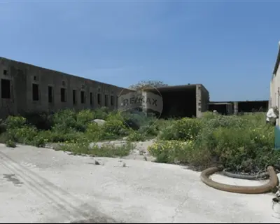 Farmhouse for sale in Qormi