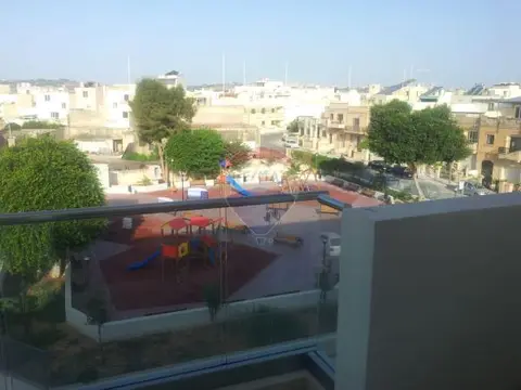 3 bedroom Apartment to rent in Zebbug
