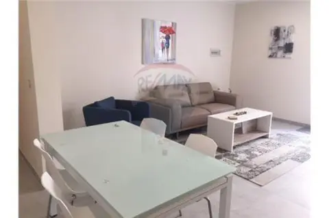 2 bedroom Maisonette to rent in St Julian's