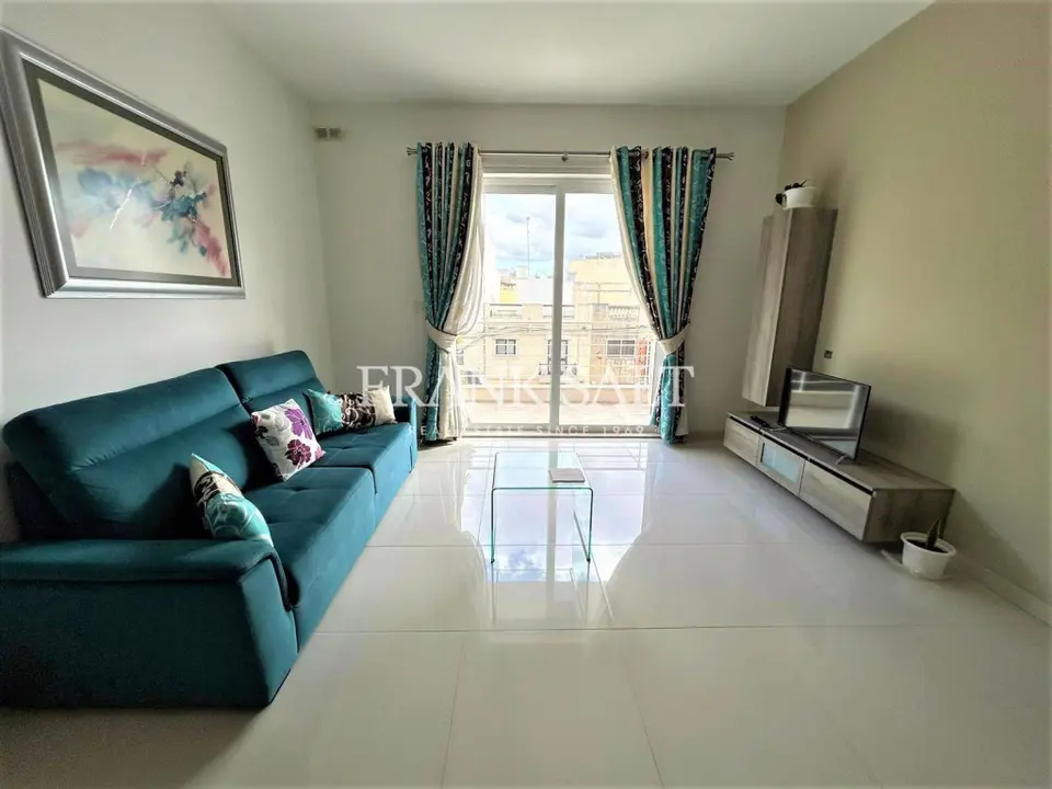 Naxxar, Furnished Apartment