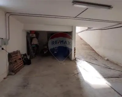 Garage (Residential) for sale in Zejtun