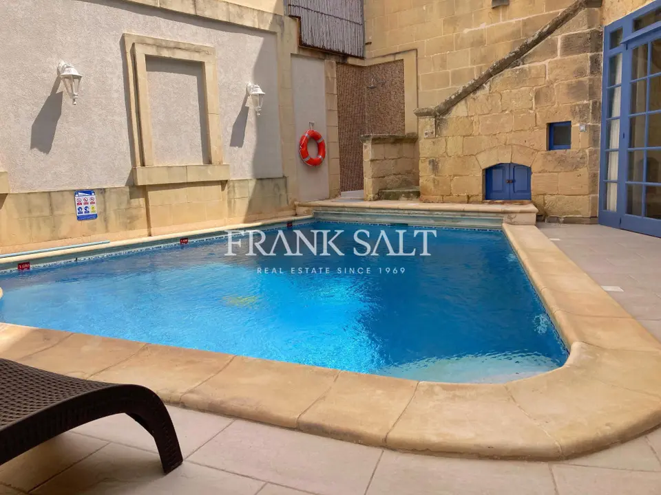 Xaghra, Furnished Farmhouse