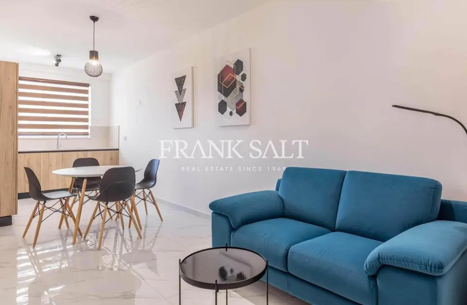 Gzira, Furnished Apartment
