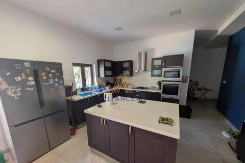 5 Bedroom House of Character For Sale in Zebbug