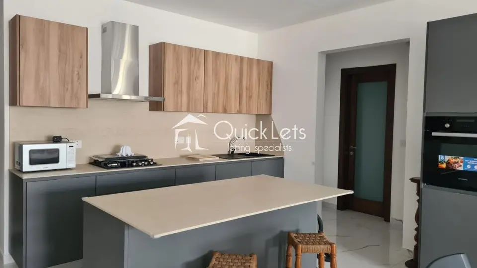3 bedroom Apartment to rent in Marsaskala