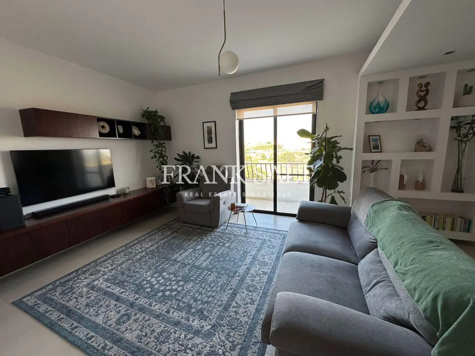 Naxxar Furnished Apartment