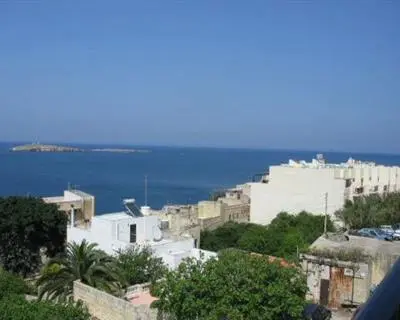 3 bedroom Terraced House to rent in St Paul's Bay