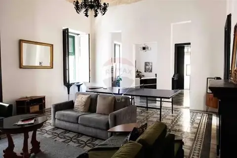 4 bedroom Palazzo for sale in Floriana
