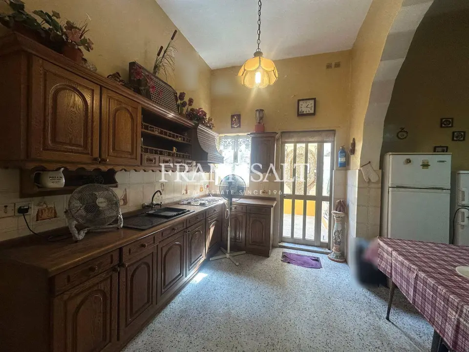 Qormi Furnished Houses