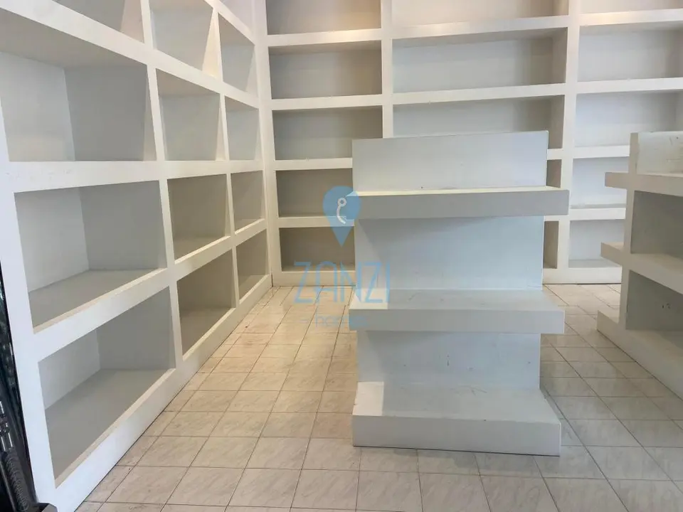 Retail / Shops / Clinic for sale in Fgura