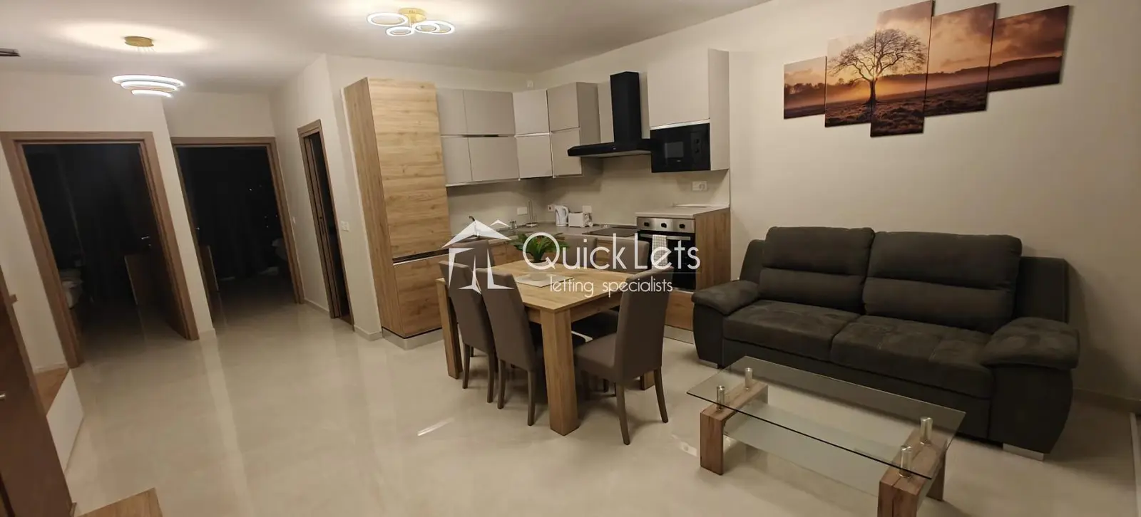 2 bedroom Apartment to rent in Pembroke