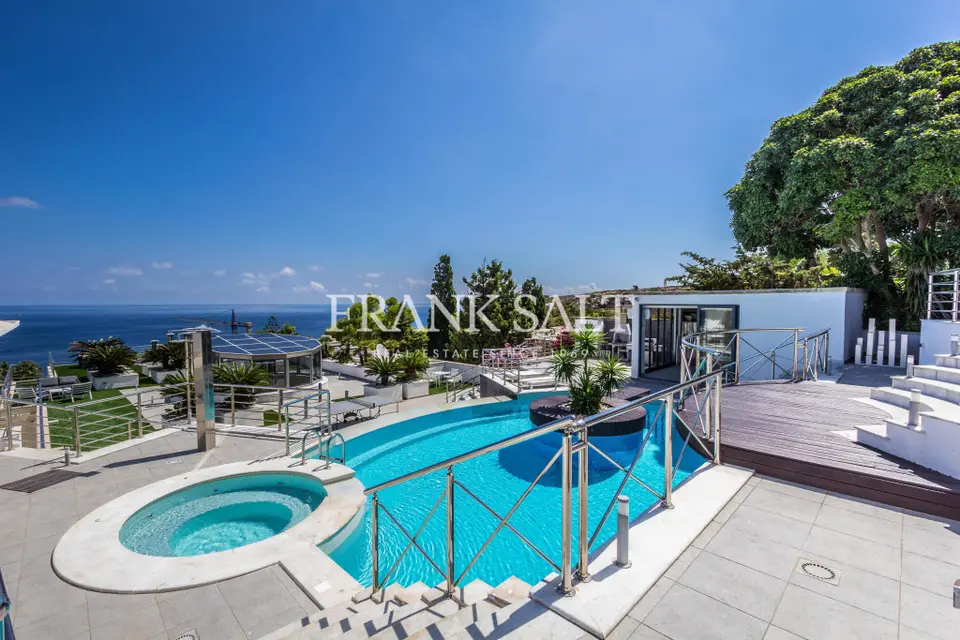 Mellieha, Detached Villa