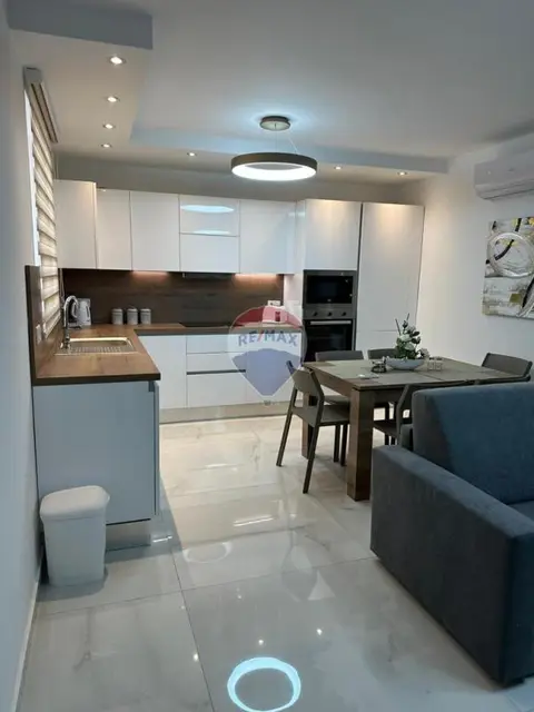 3 bedroom Maisonette to rent in Ta' Xbiex