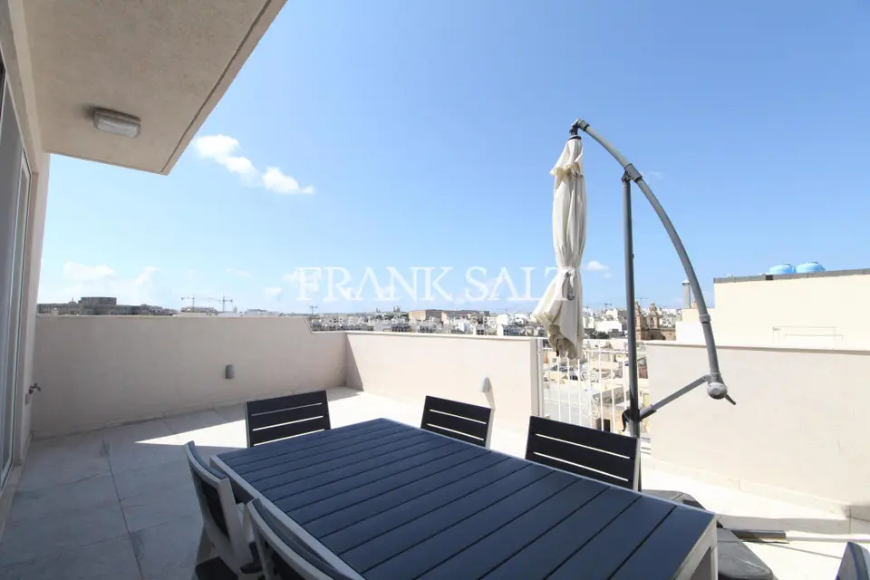 Msida, Furnished Penthouse