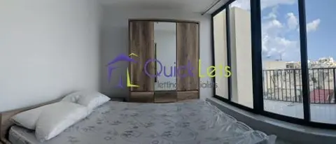 1 bedroom Penthouse to rent in Sliema