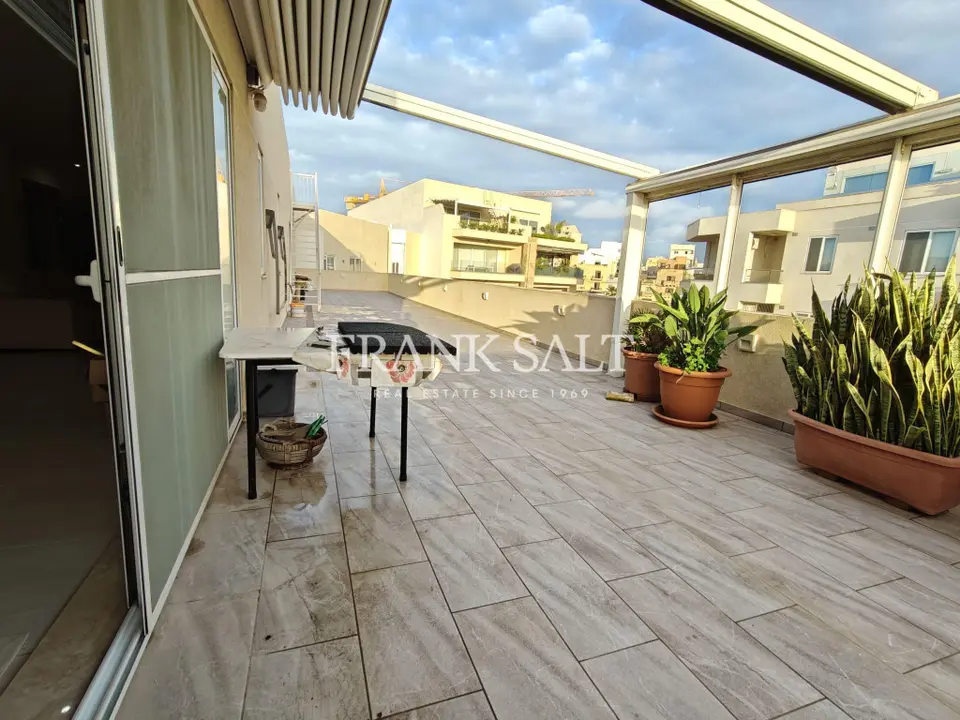 Naxxar Furnished Penthouse