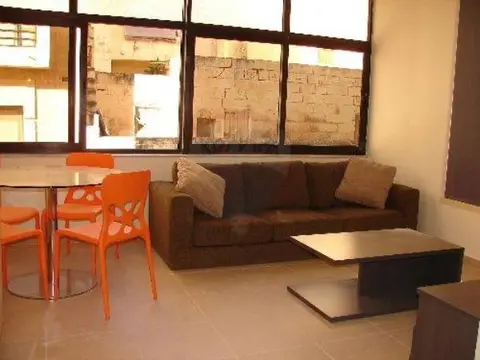 2 bedroom Apartment to rent in Sliema