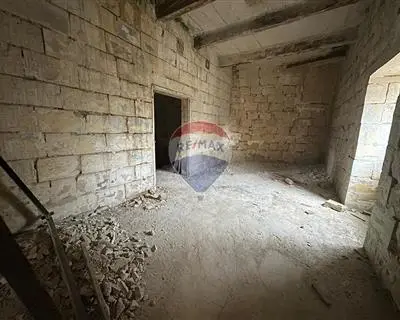 8 bedroom House of Character for sale in Zebbug