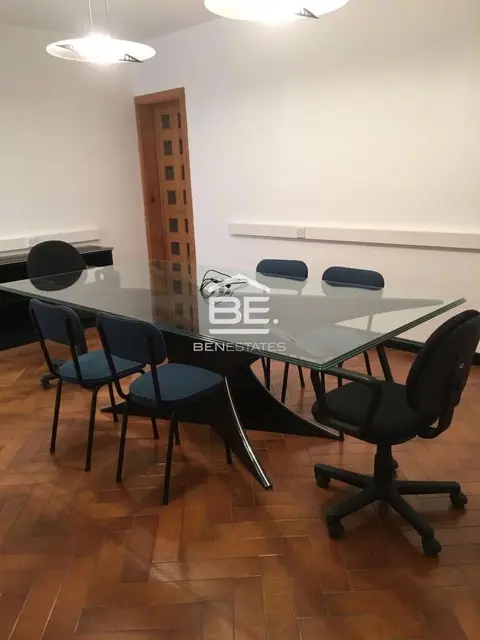 Office to rent in L'Iklin