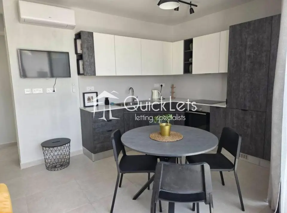 2 bedroom Duplex Penthouse to rent in Sliema