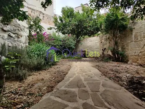 4 bedroom Townhouse to rent in Balzan