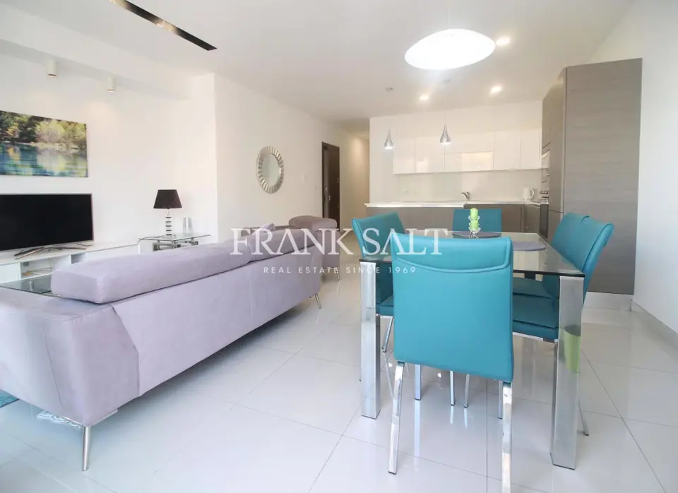 Gzira, Furnished Apartment