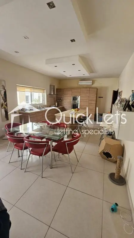 3 bedroom Apartment to rent in Sliema