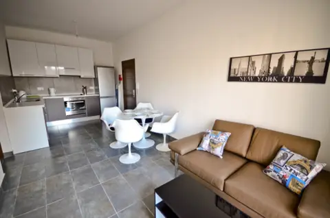2 bedroom Penthouse to rent in Gzira