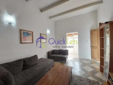 Duplex 1 chambre à louer à Lija
