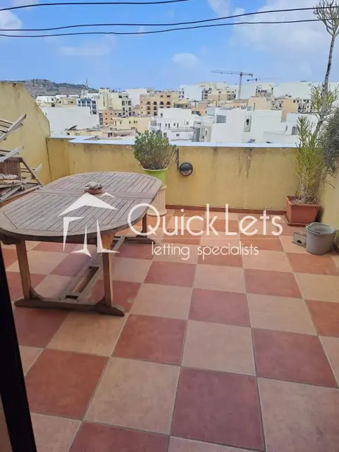 2 bedroom Penthouse to rent in Qawra