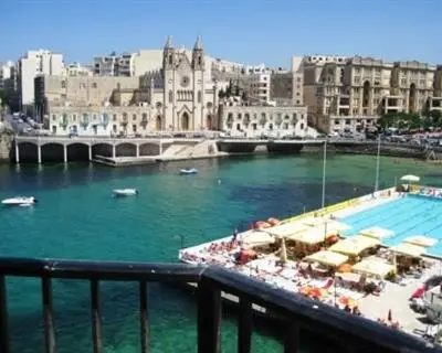 1 bedroom Apartment to rent in St Julian's