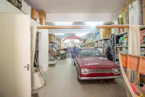 Garage (Residential) for sale in Fgura