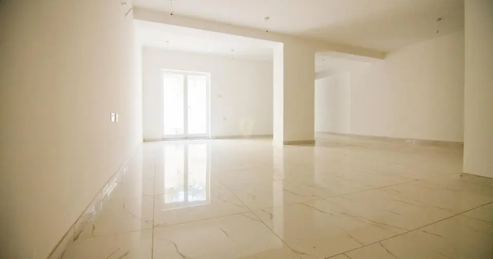 Retail / Shops / Clinic for sale in Gzira