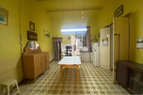 5 Bedroom Town House For Sale in Gozo - Ghajnsielem
