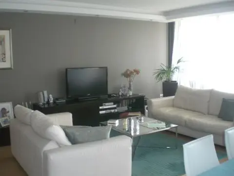 2 bedroom Apartment to rent in Vittoriosa