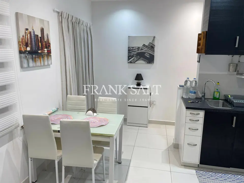 Sliema, Apartment