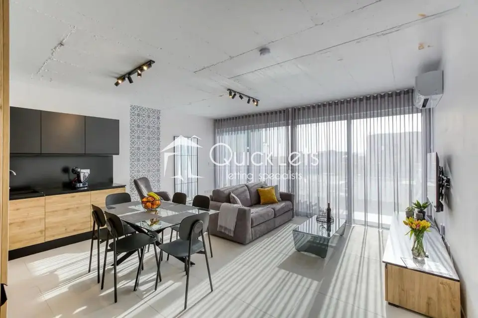 2 bedroom Penthouse to rent in Qawra